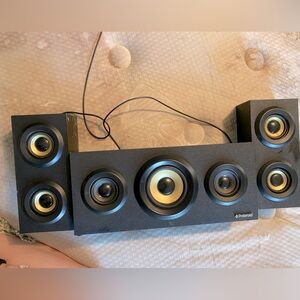 Polaroid Speakers